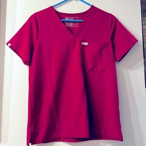 Figs one pocket magenta scrub top